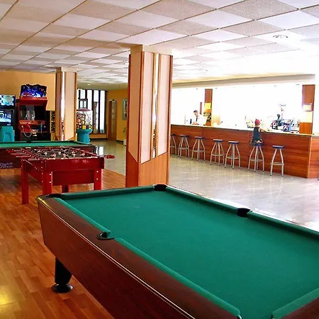 Otel Angeles 4*